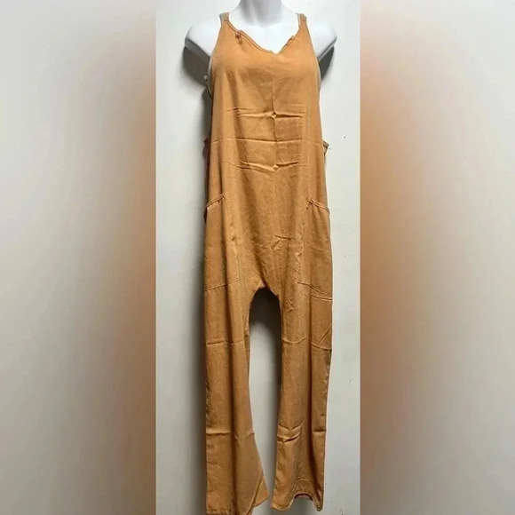 Camel Jumpsuit Spaghetti Strap Kangaroo Pockets Oversized - Picture 3 of 5
